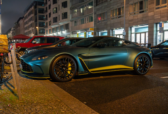 Aston Martin V12 Vantage 2023