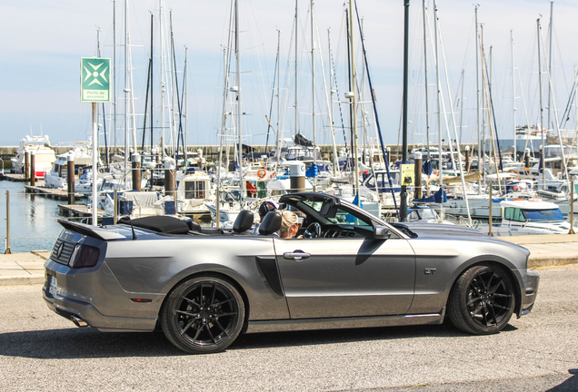 Ford Mustang GT Convertible 2010