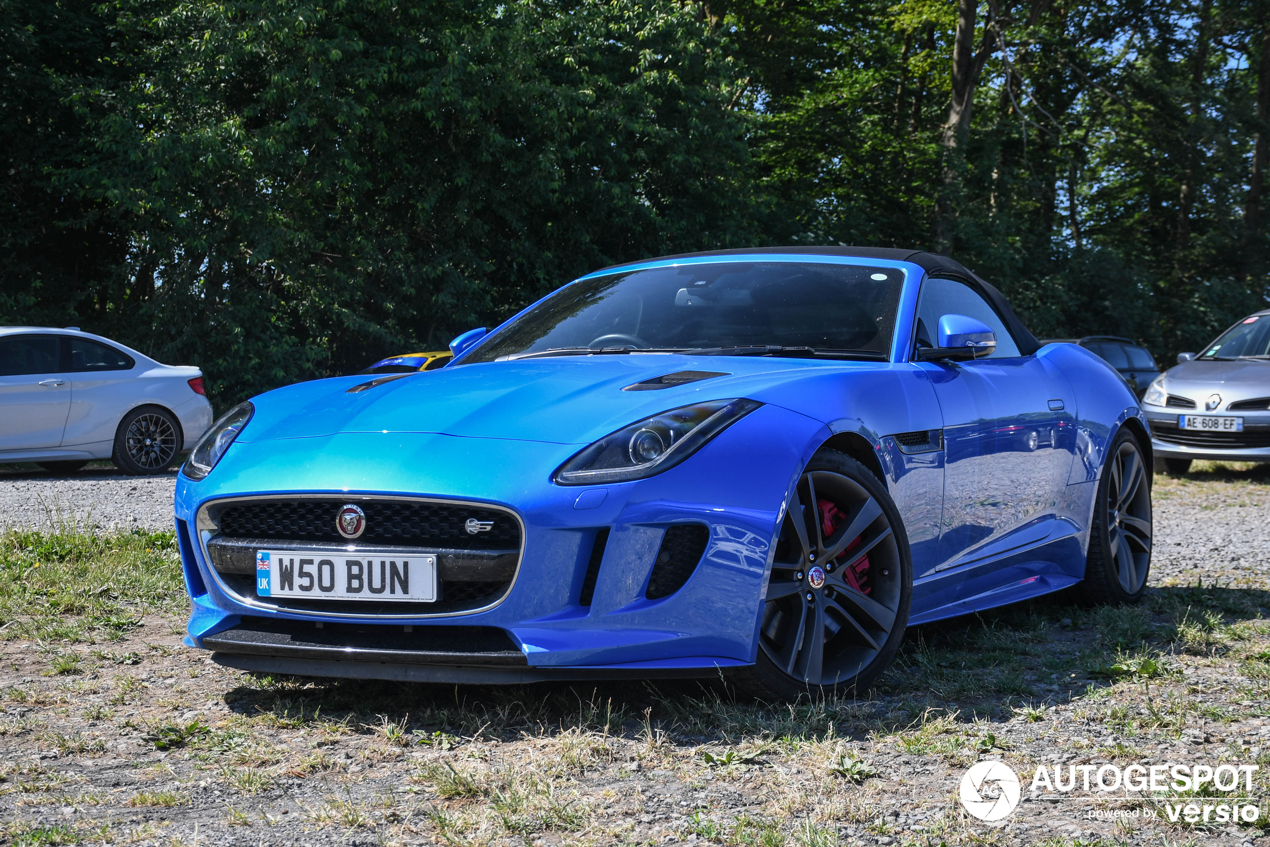 Jaguar F-TYPE S AWD Convertible British Design Edition