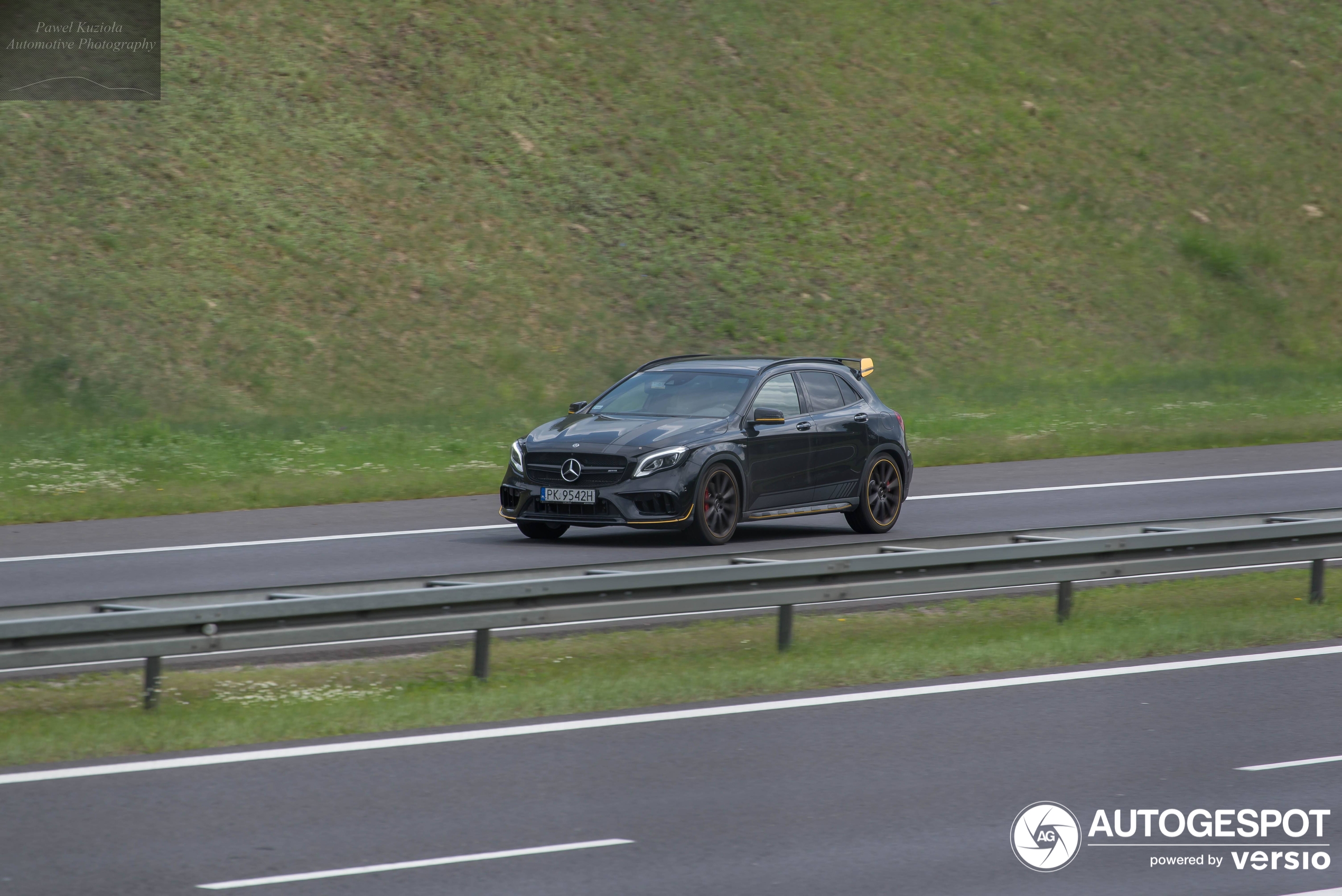 Mercedes-AMG GLA 45 X156 Yellow Night Edition