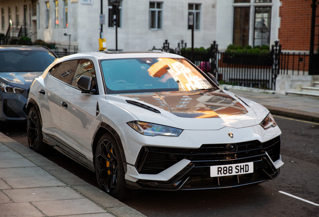 Lamborghini Urus Performante