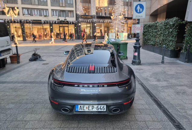 Porsche 992 Carrera 4S