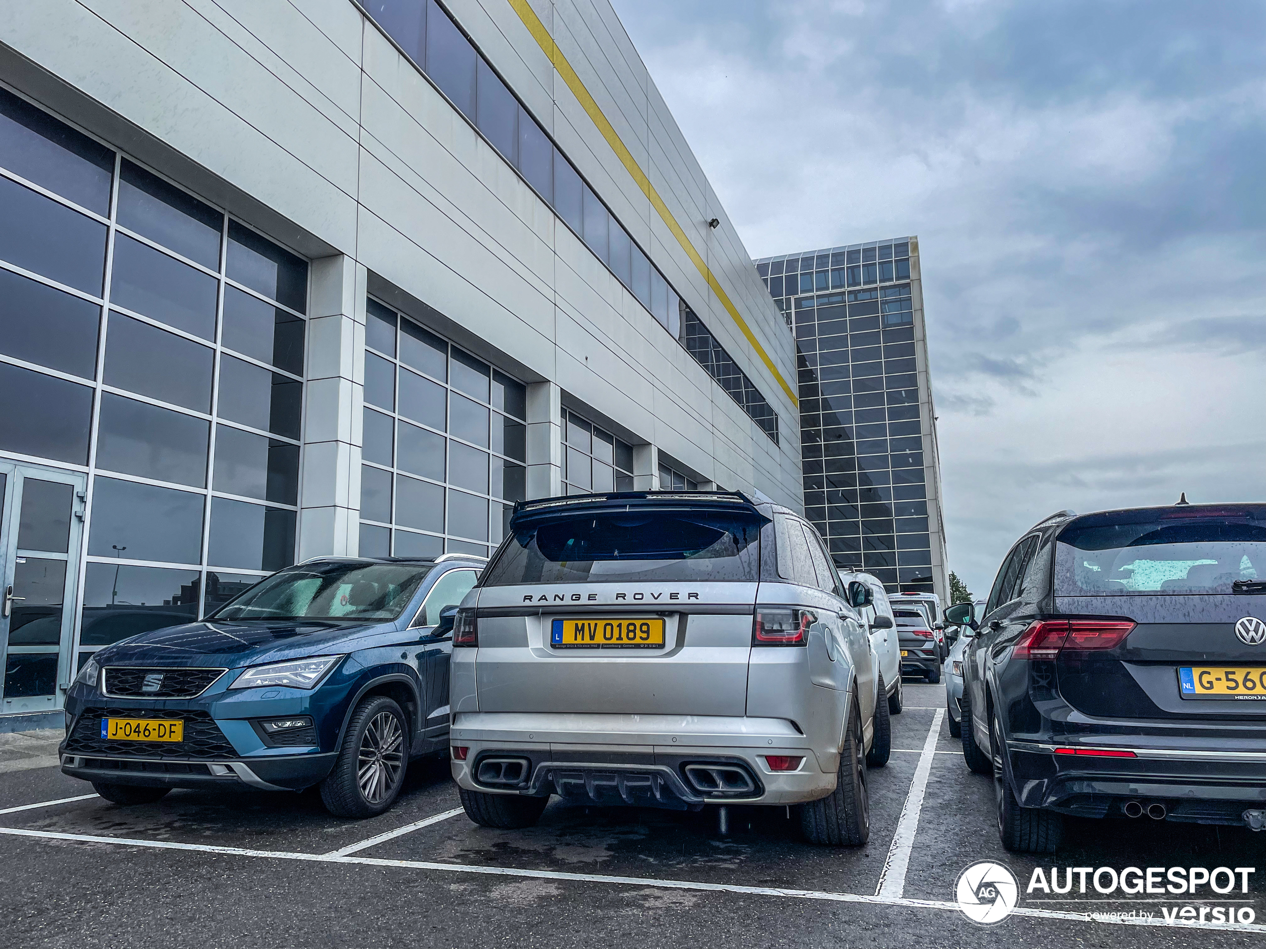 Land Rover Range Rover Sport SVR 2018 Carbon Edition