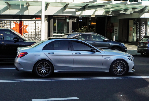 Mercedes-AMG C 63 S W205