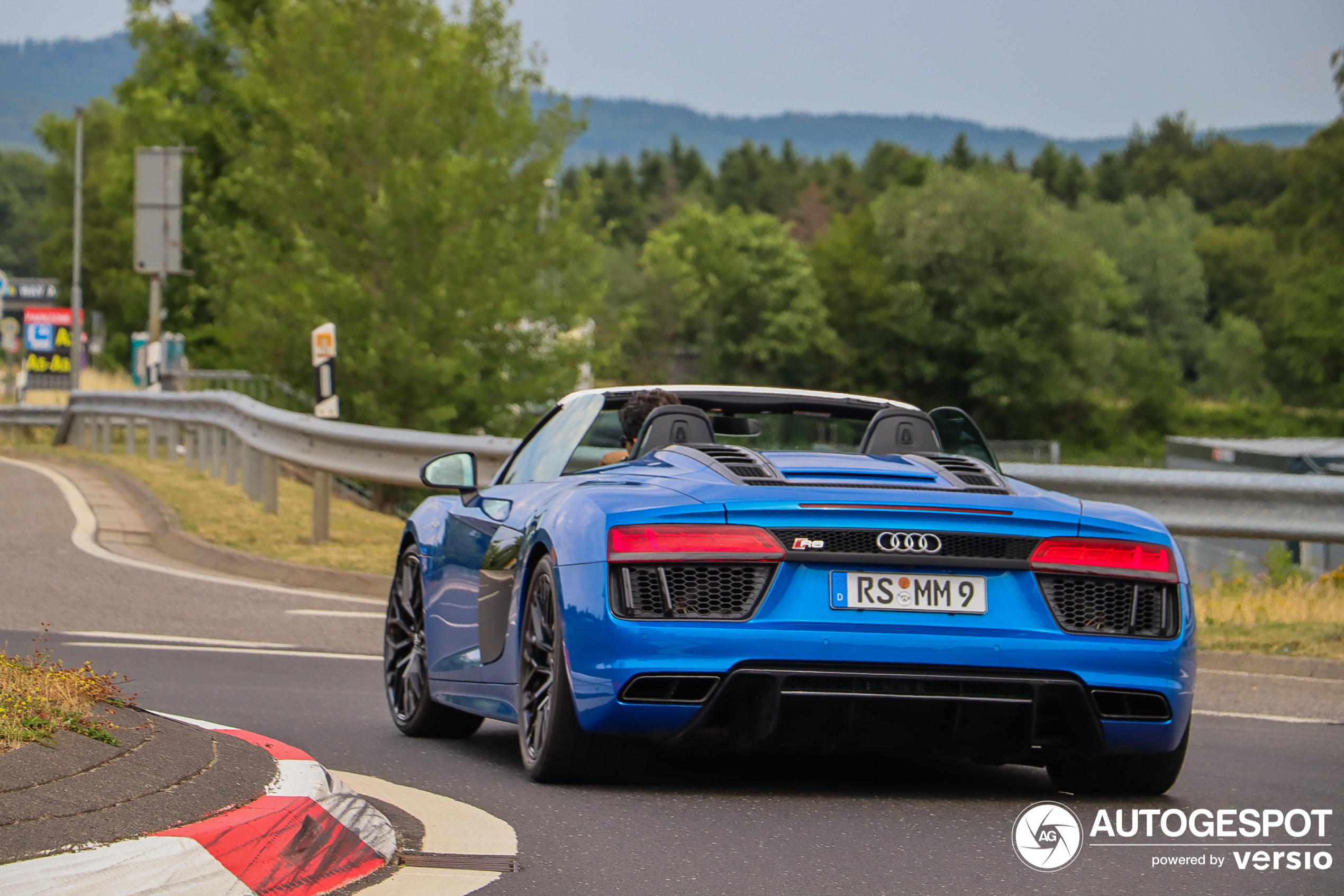 Audi R8 V10 Spyder 2016 - 16 November 2023 - Autogespot