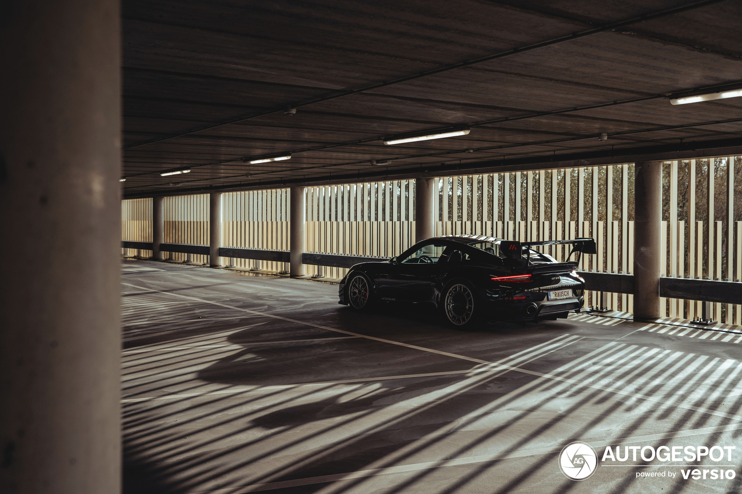 Breathtaking Shots of a Porsche Manthey Racing 991 GT2 RS MR
