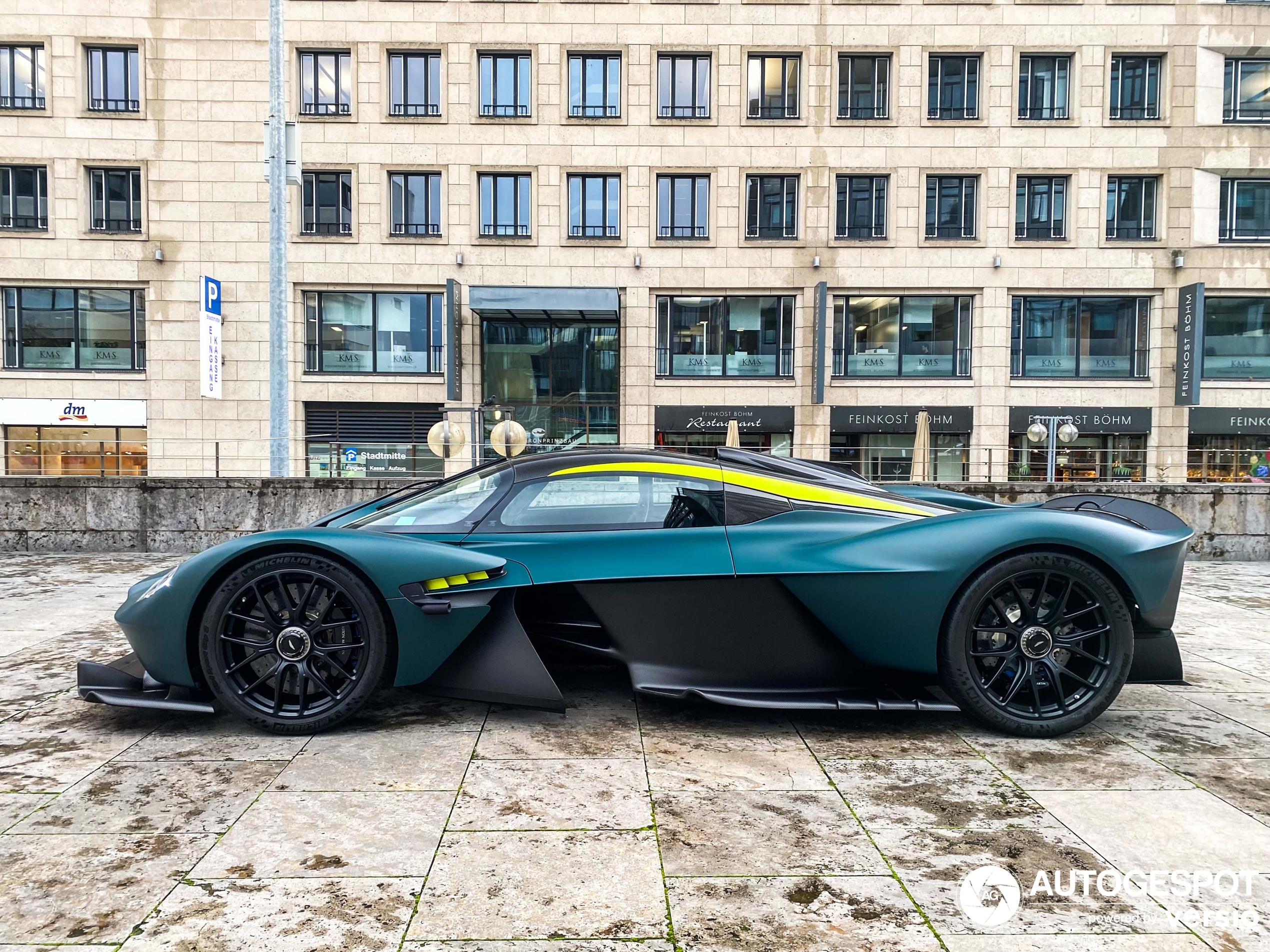 Gewoon in het centrum van Stuttgart: Aston Martin Valkyrie