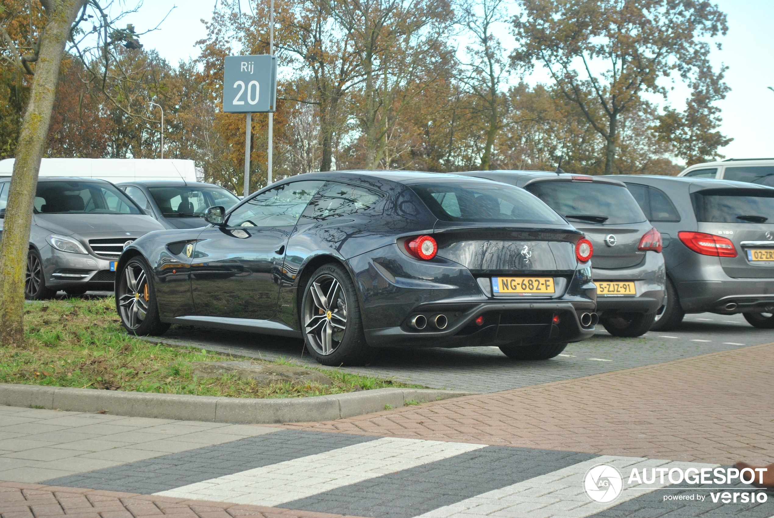 Ferrari FF