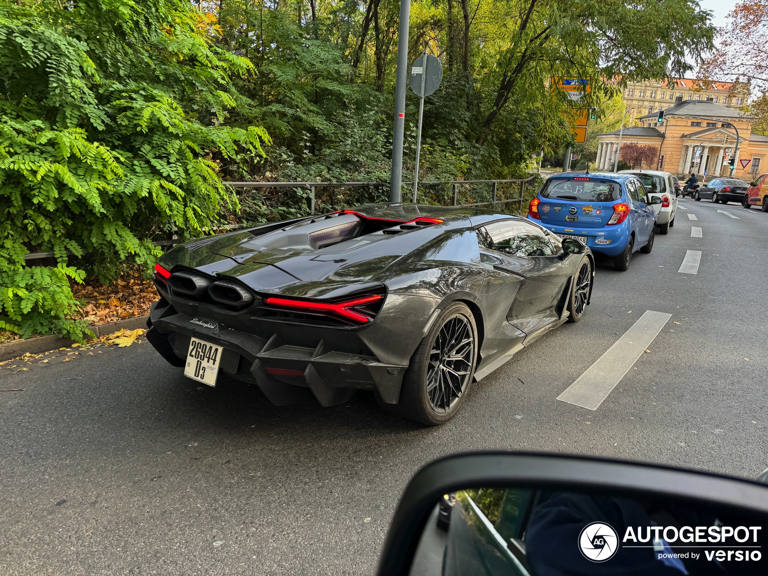 Lamborghini Revuelto draait testdagen in Dresden