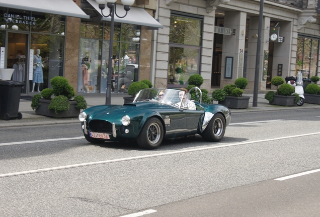 AC Cobra 427