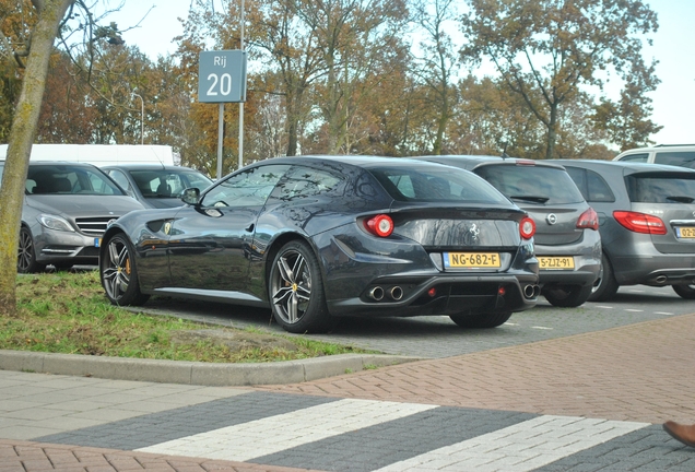 Ferrari FF