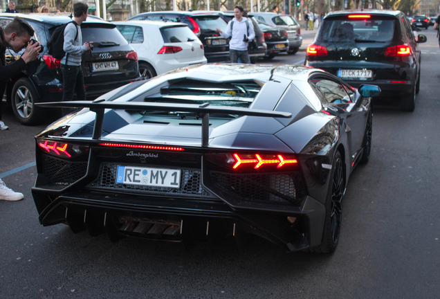 Lamborghini Aventador LP750-4 SuperVeloce