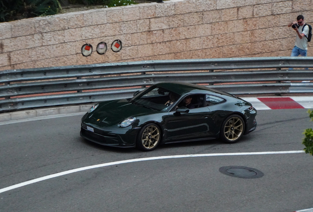 Porsche 992 GT3 Touring