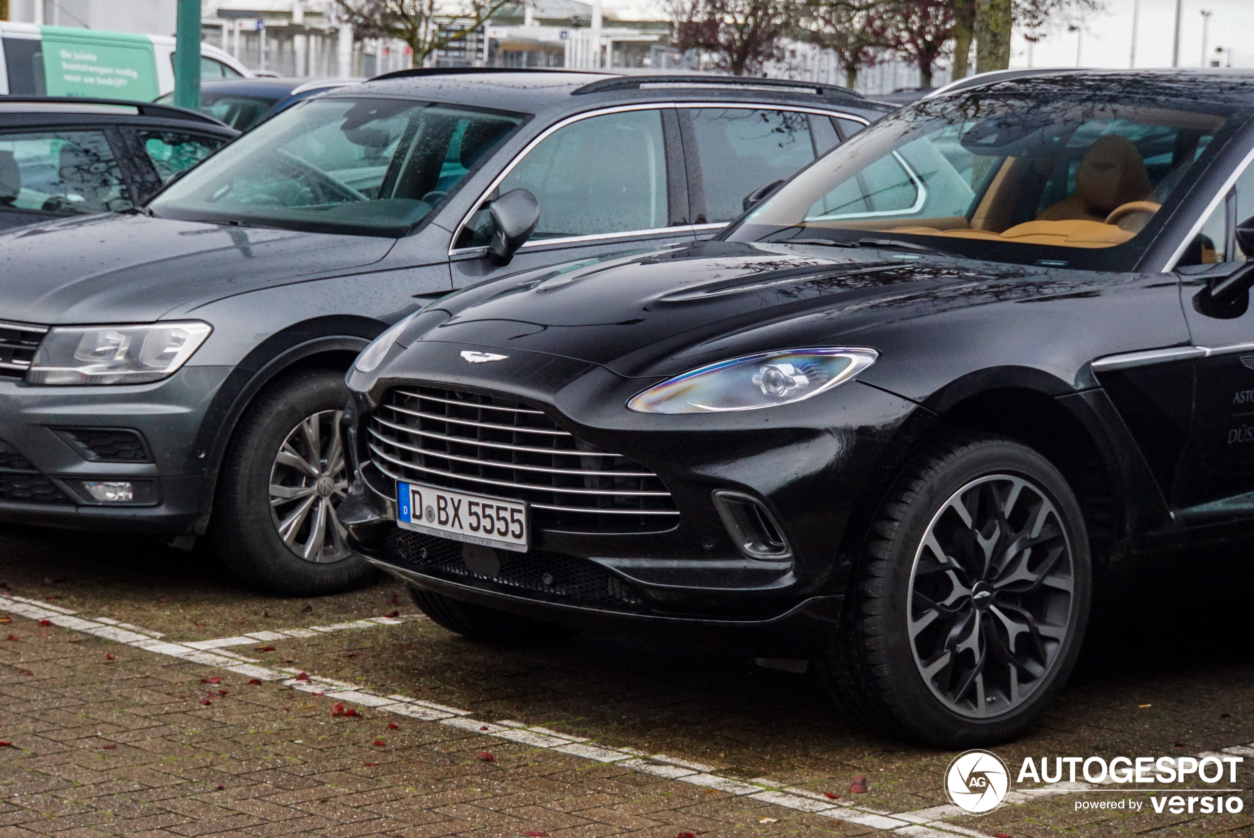 Aston Martin DBX