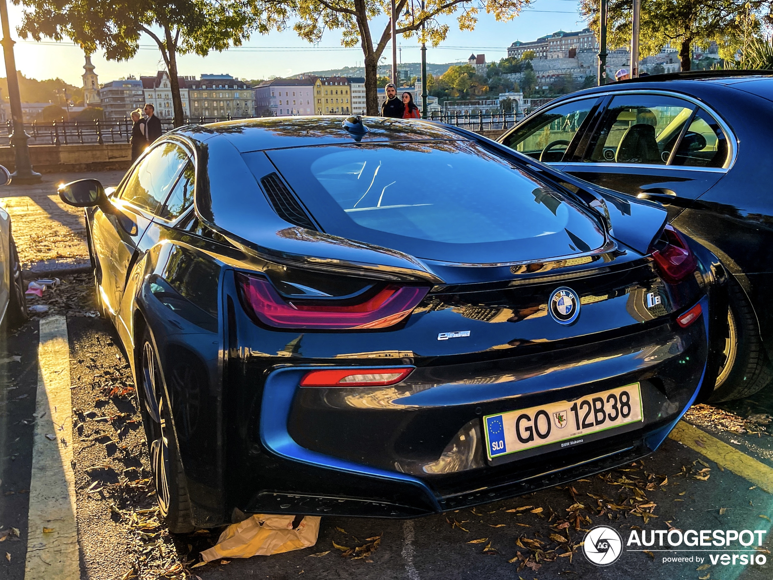 BMW i8