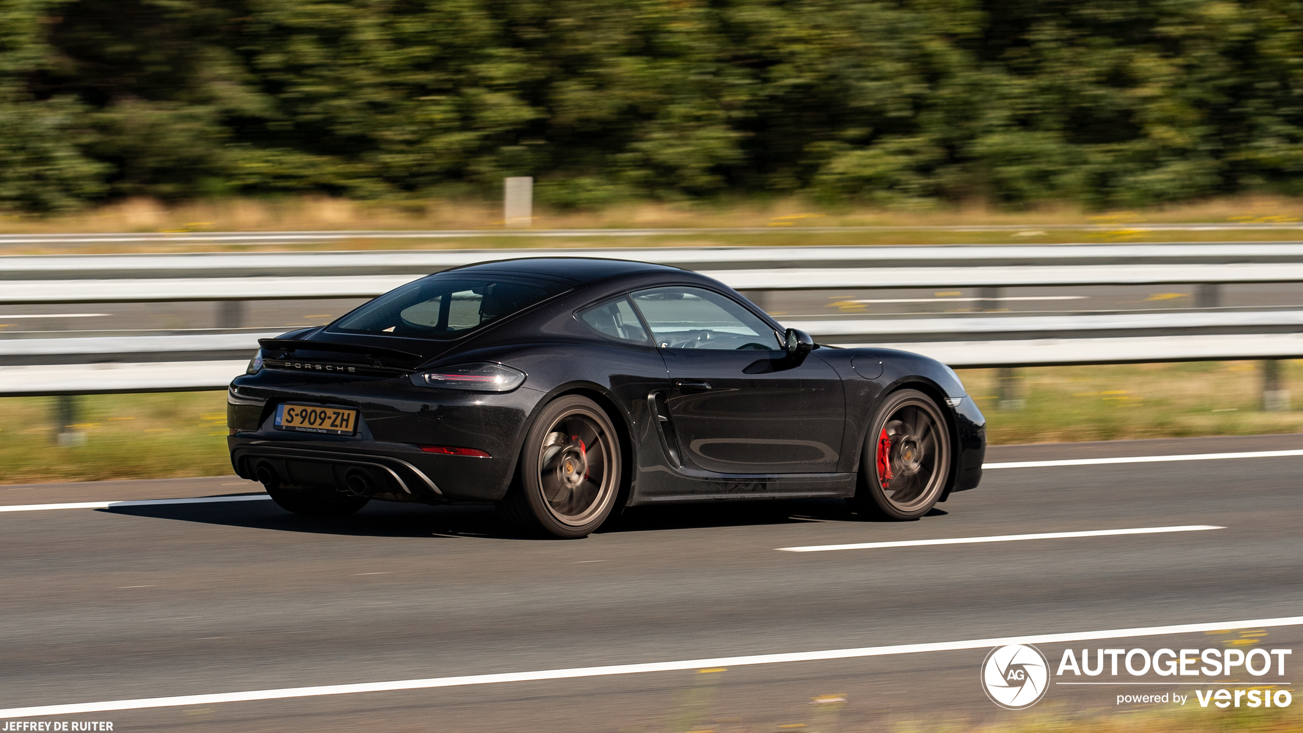 Porsche 718 Cayman GTS 4.0