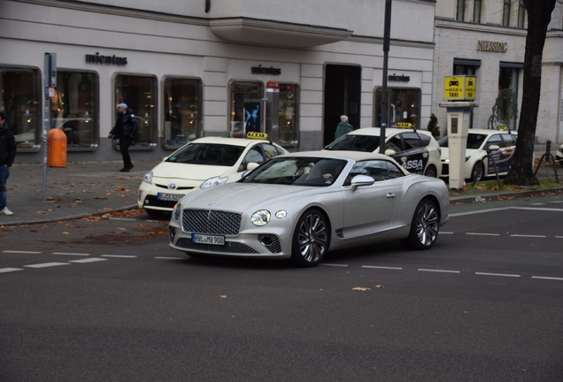 Bentley Continental GTC V8 2020 Mulliner