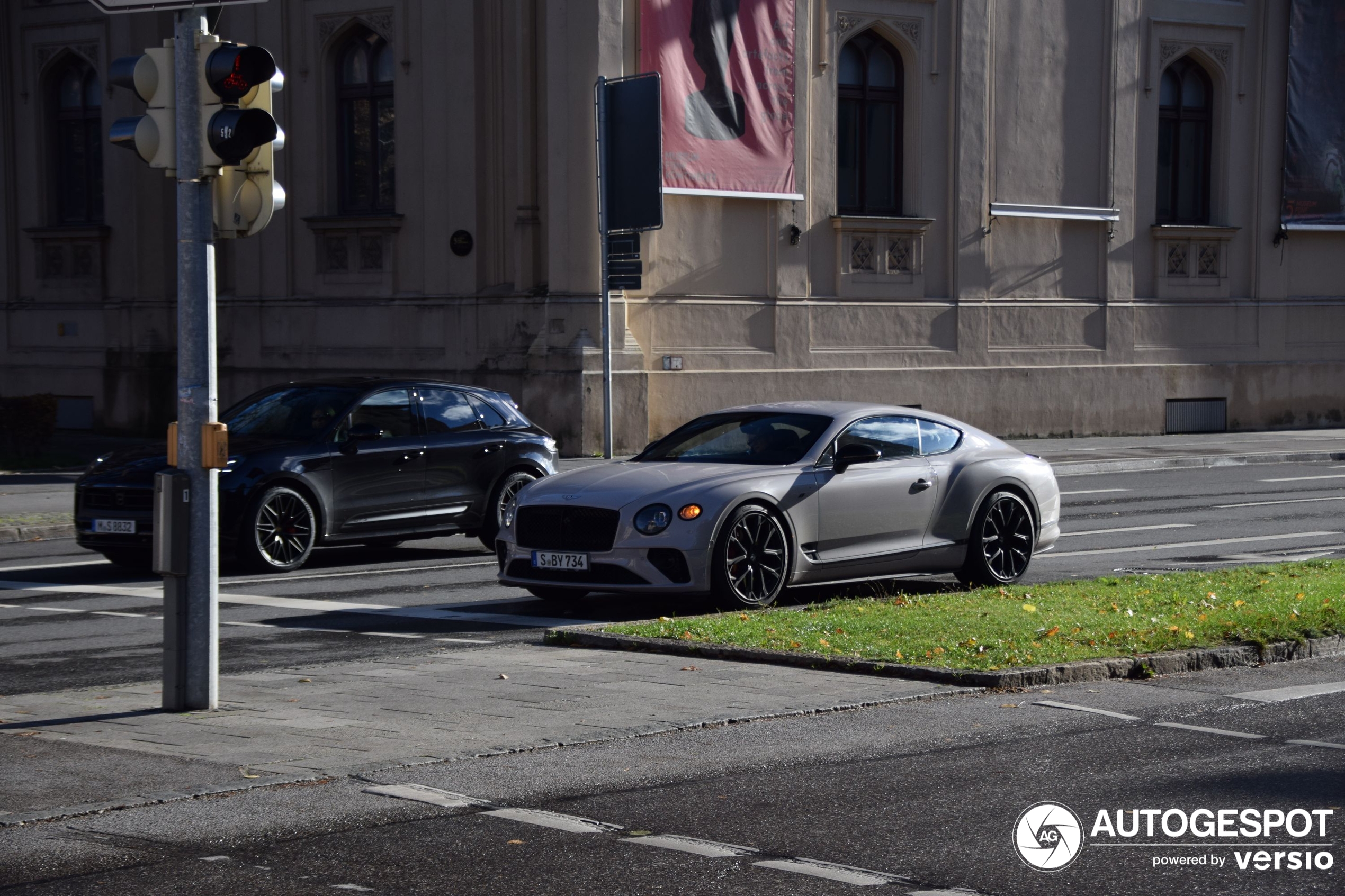 Bentley Continental GT V8 S 2023