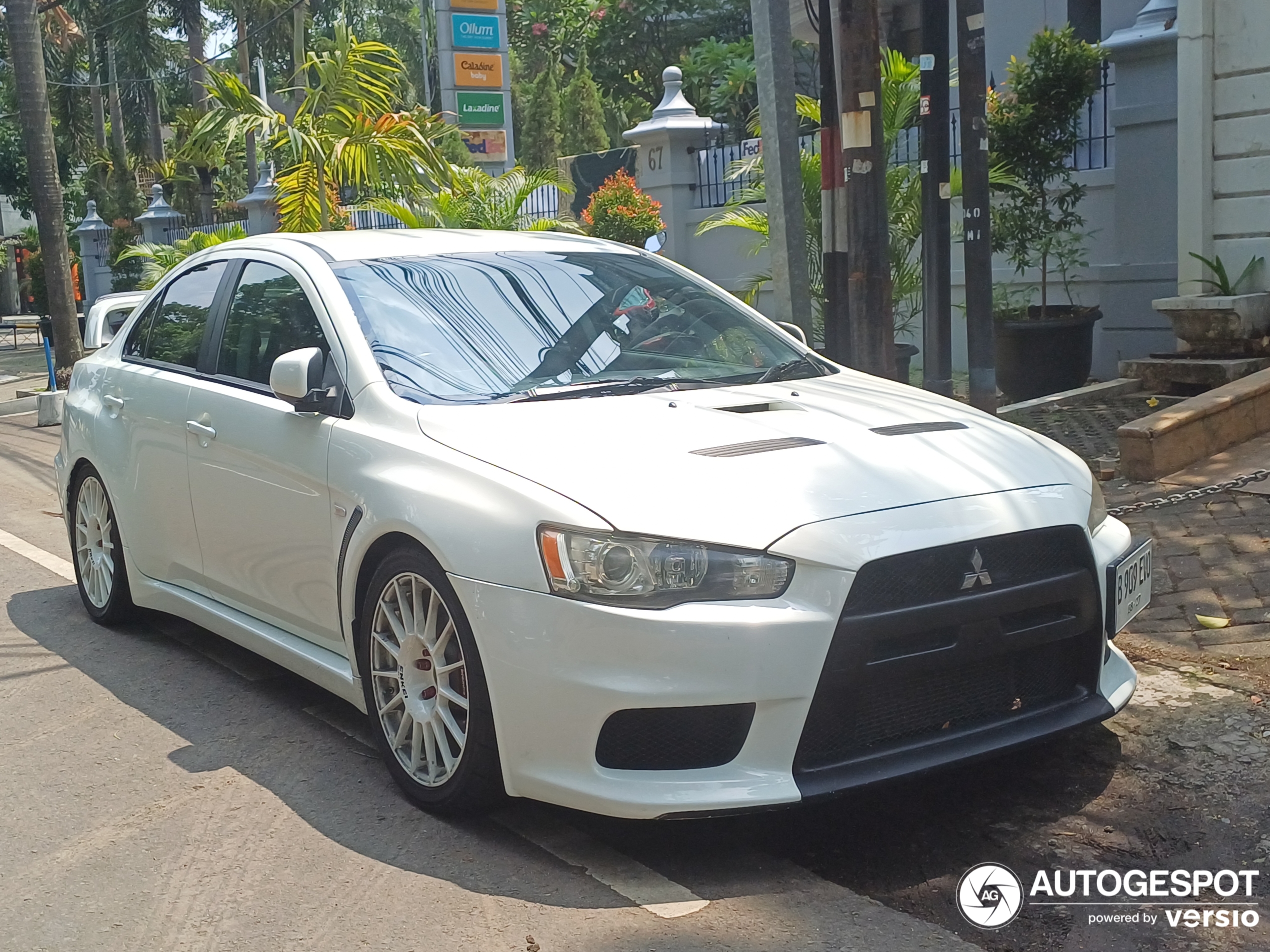 Mitsubishi Lancer Evolution X MR