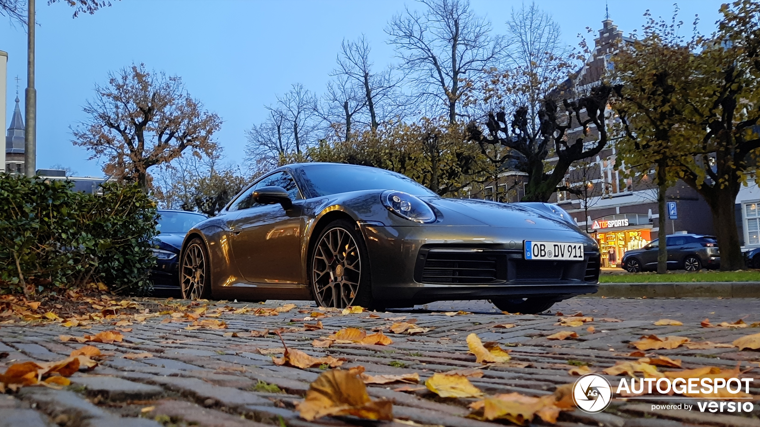 Porsche 992 Carrera 4S