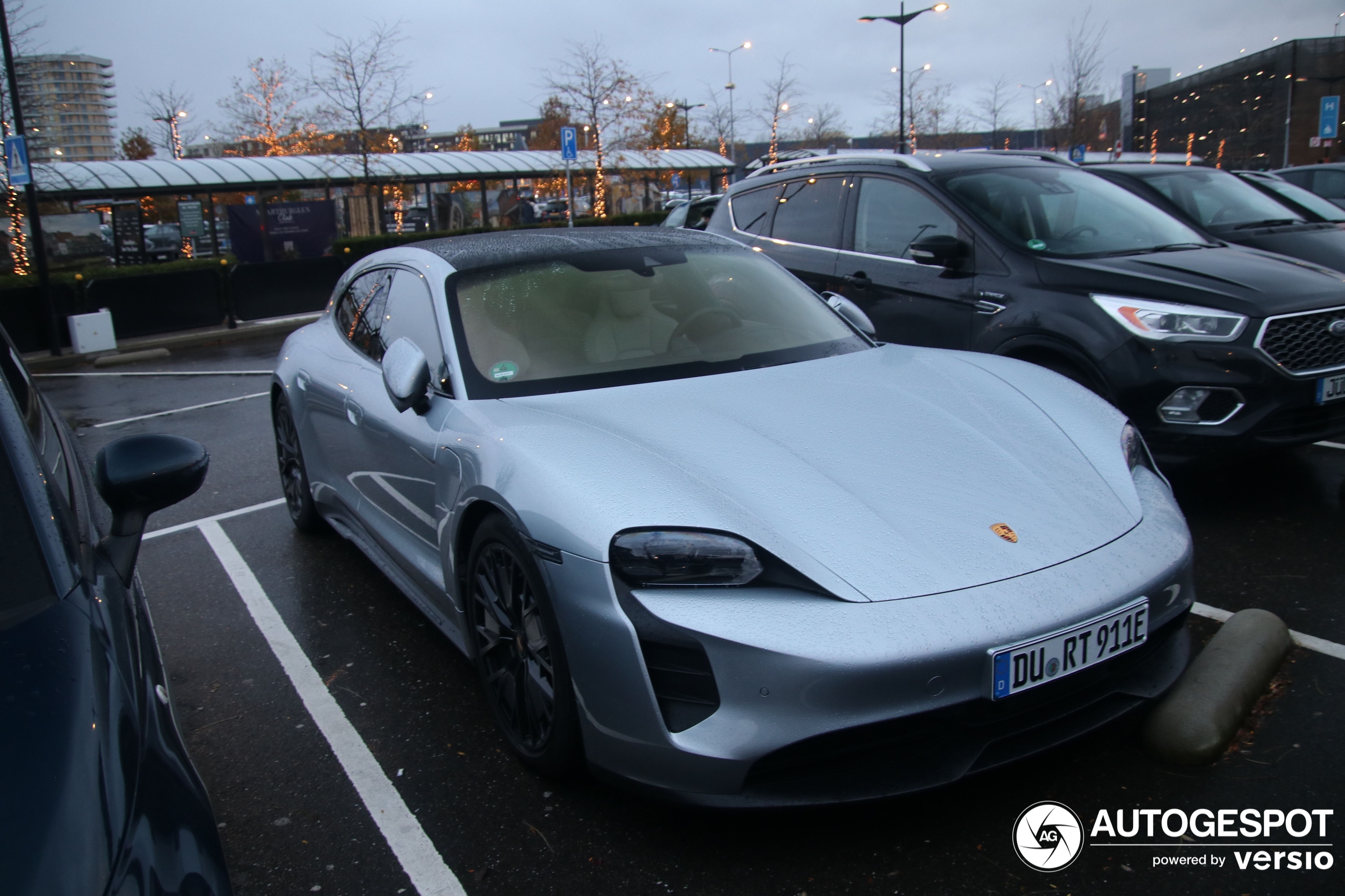 Porsche Taycan GTS Sport Turismo