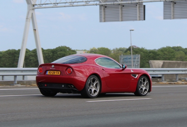 Alfa Romeo 8C Competizione