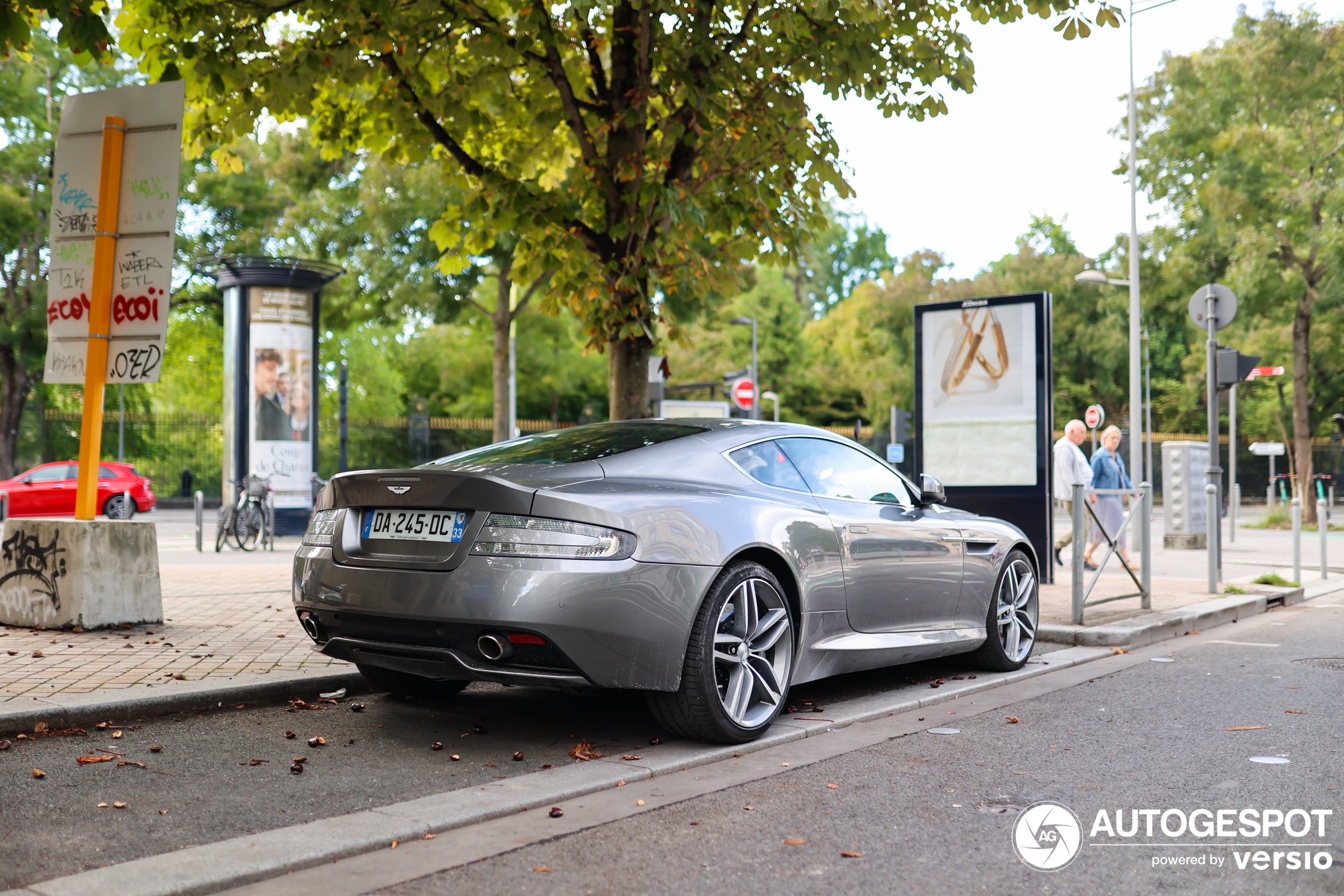 Aston Martin DB9 2013