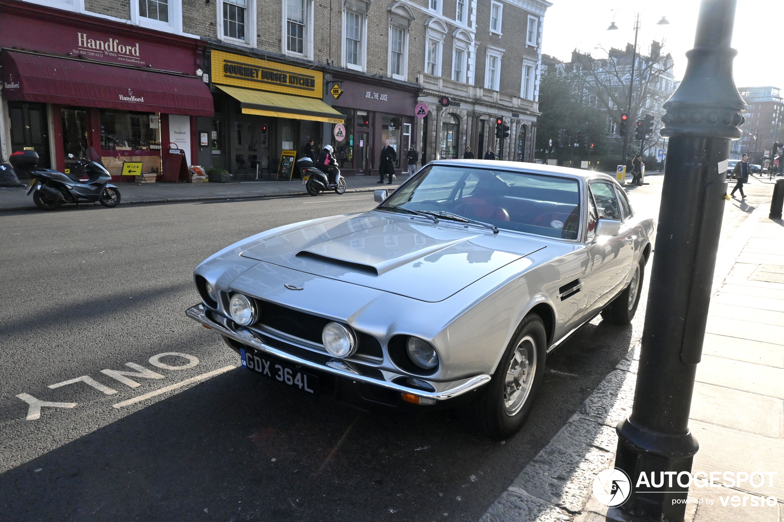 Aston Martin DBS V8 1969 - 1972