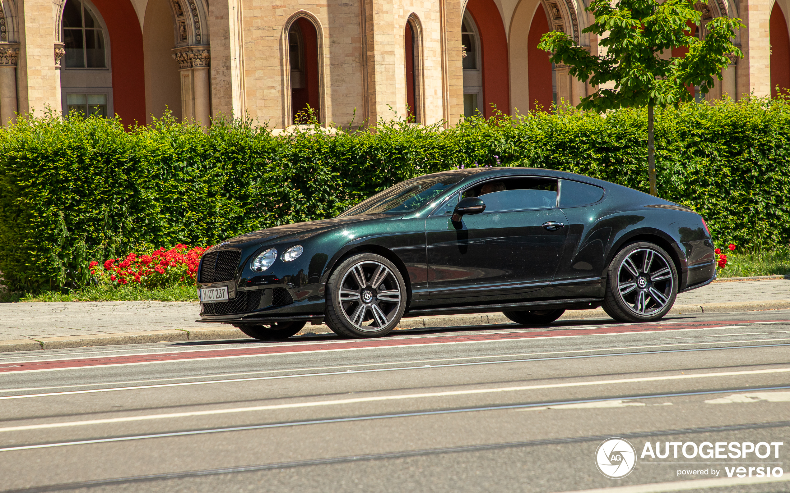 Bentley Continental GT V8 S