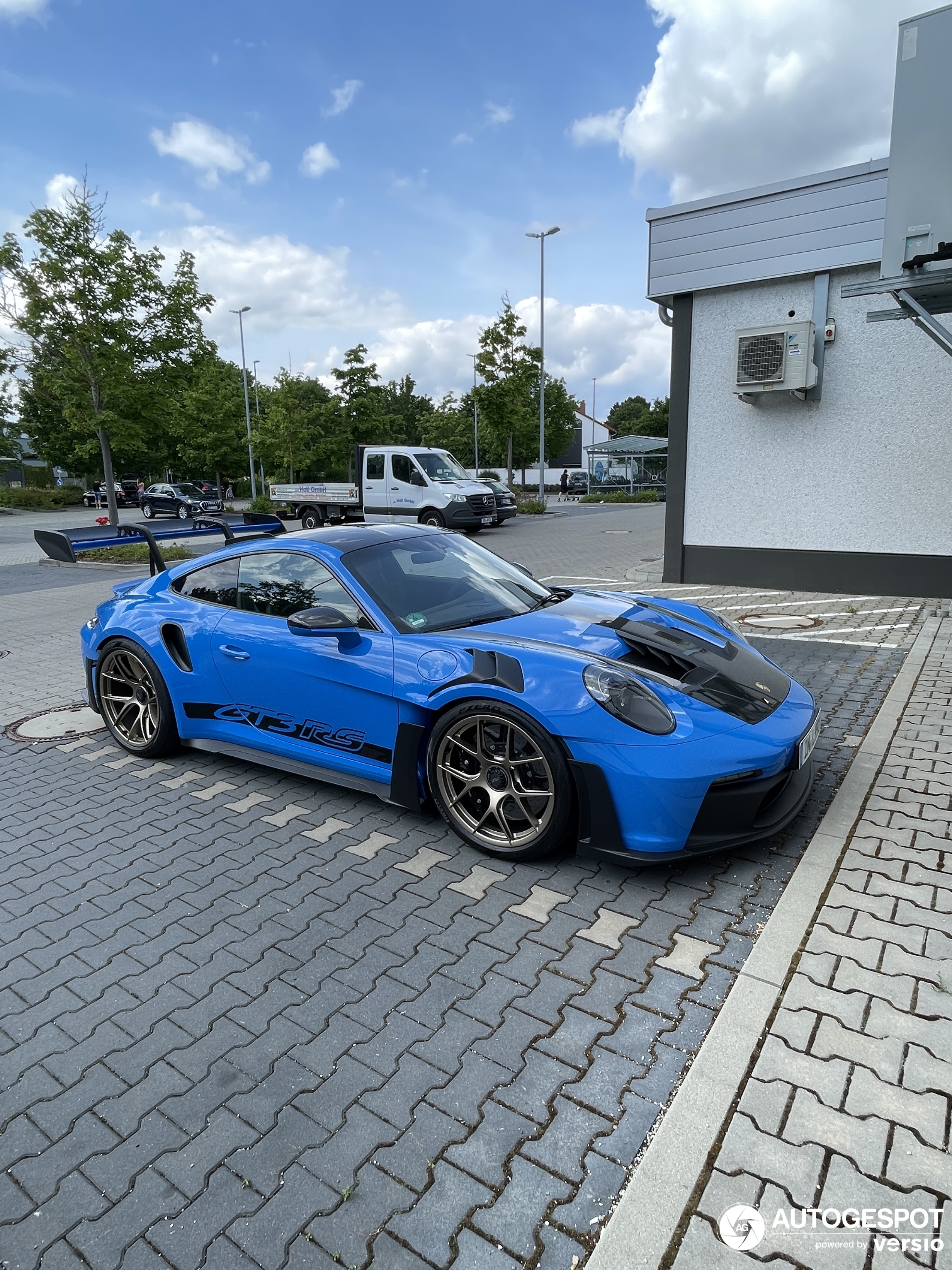 Porsche 992 GT3 RS Weissach Package