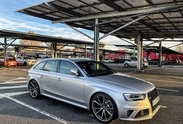 Audi RS4 Avant B8