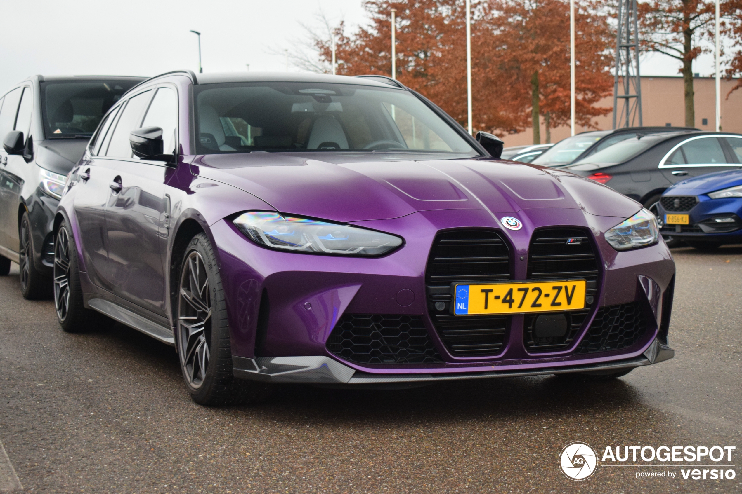 A stunning violet M3 Touring shows up in Gorinchem
