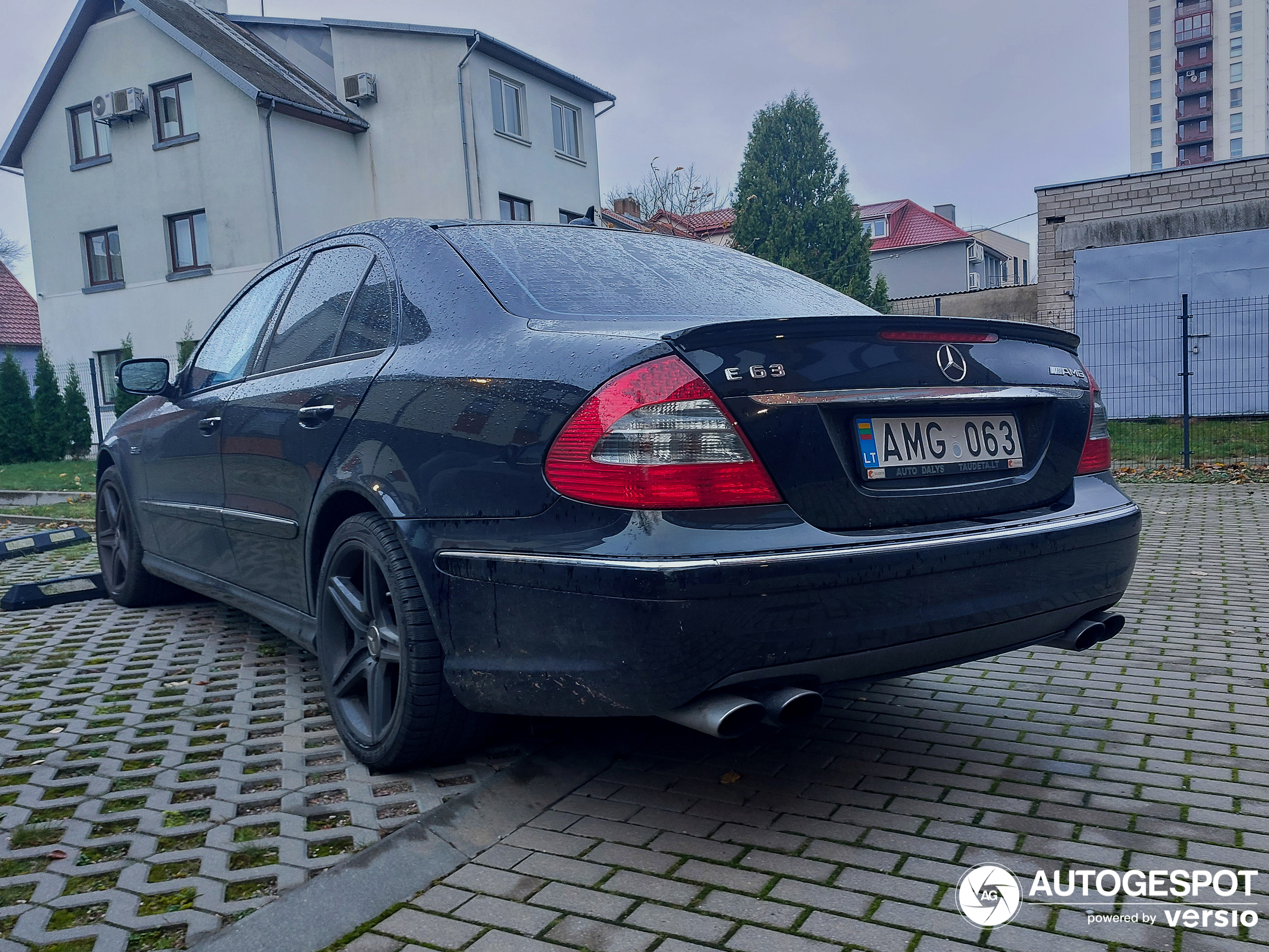 Mercedes-Benz E 63 AMG