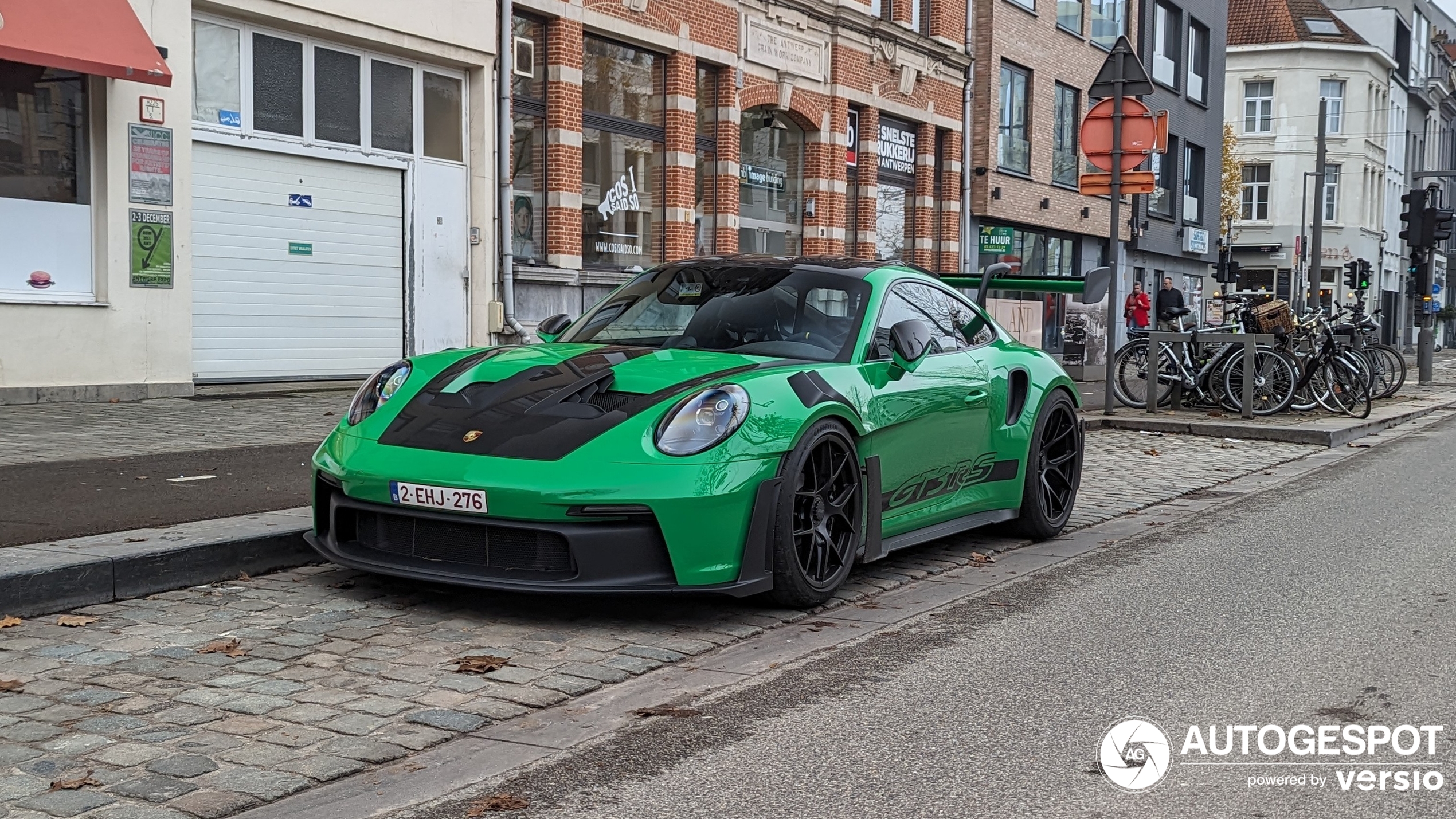 Porsche 992 GT3 RS Weissach Package