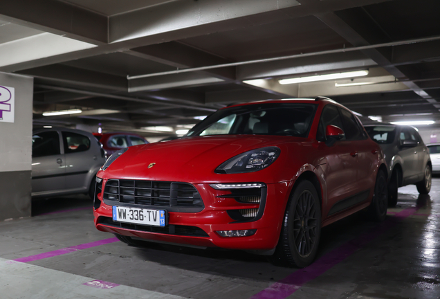 Porsche 95B Macan GTS