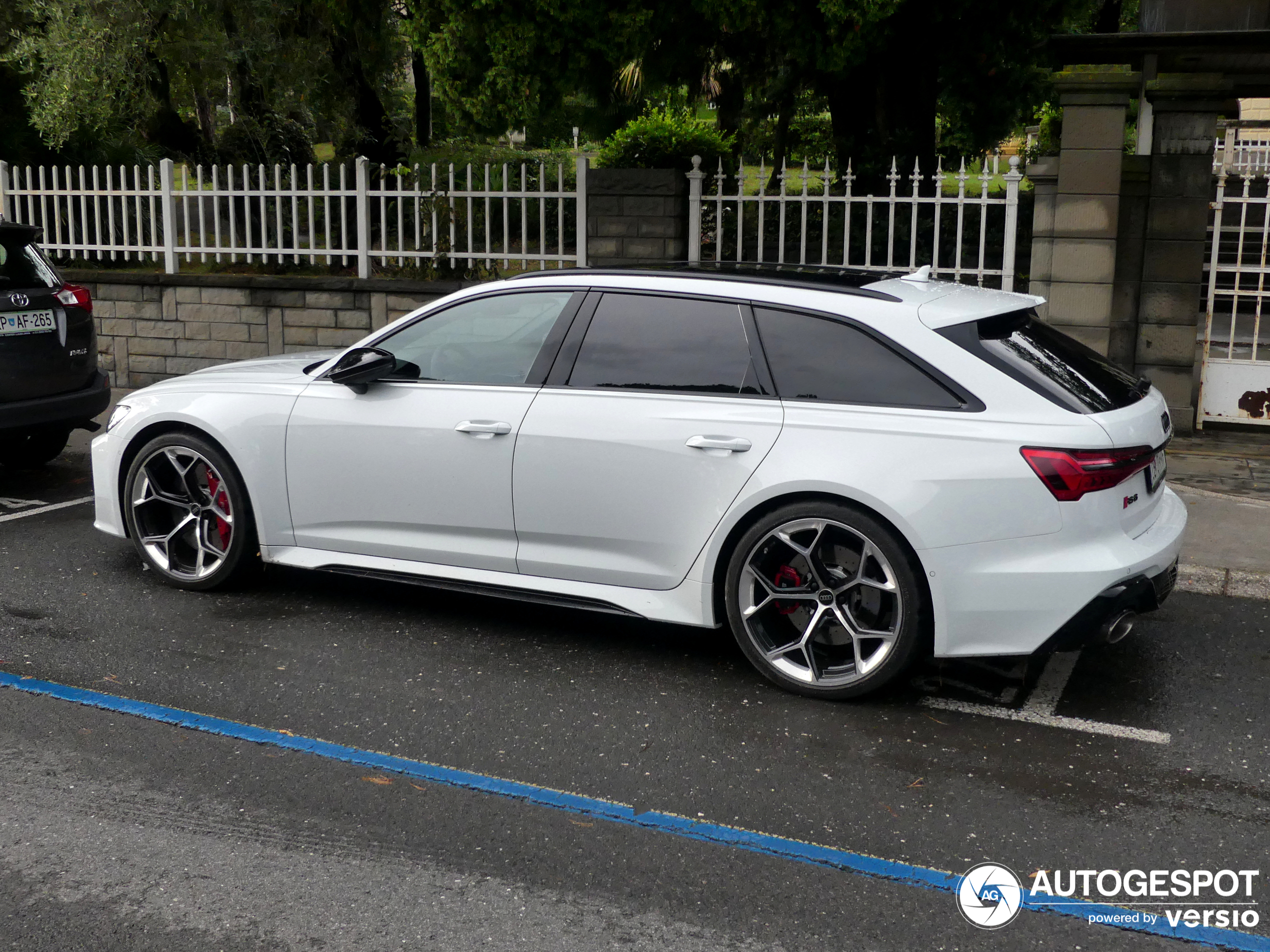 Audi RS6 Avant C8