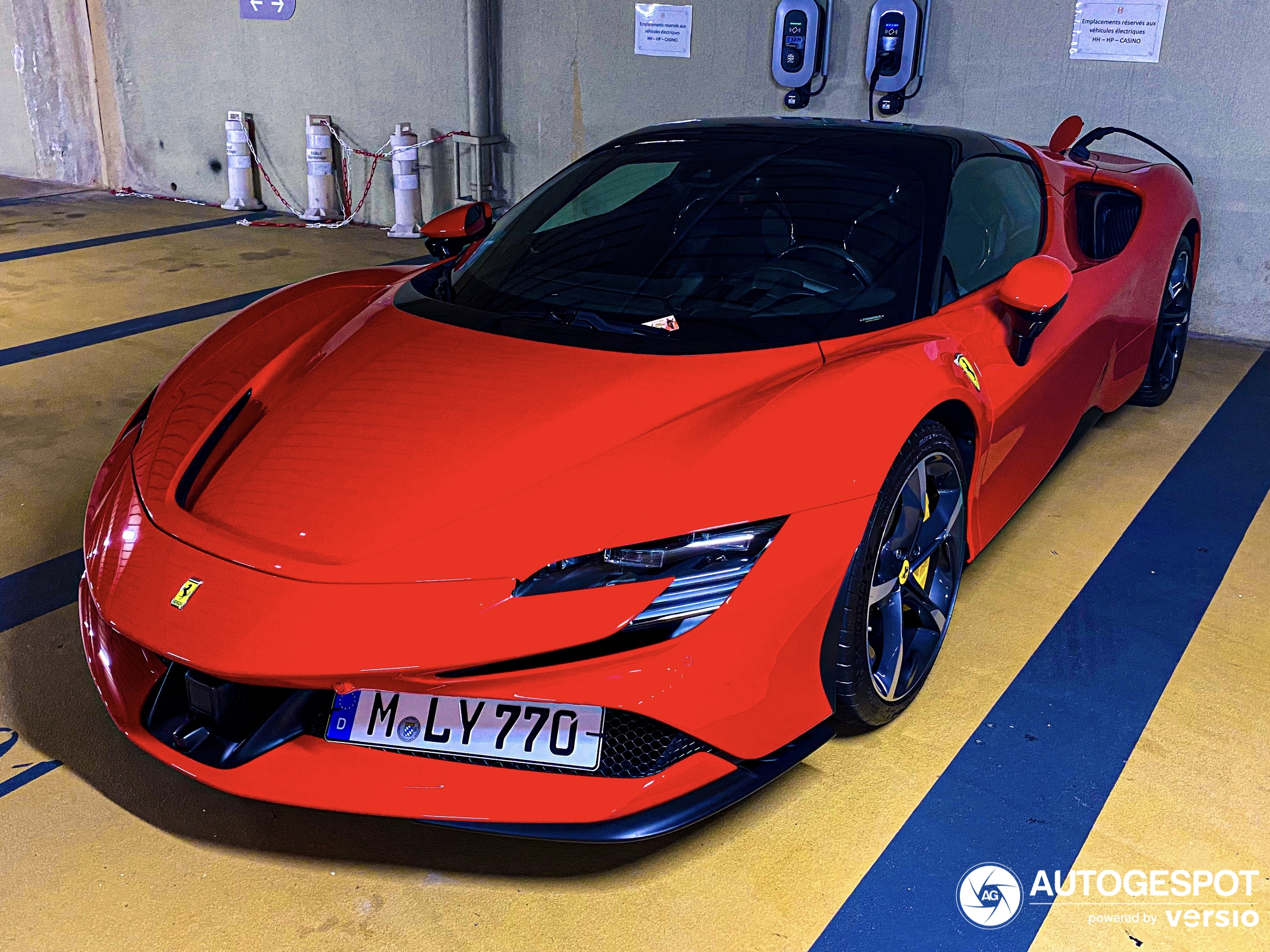 Ferrari SF90 Spider