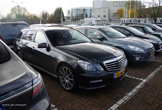 Mercedes-Benz E 63 AMG S212 V8 Biturbo