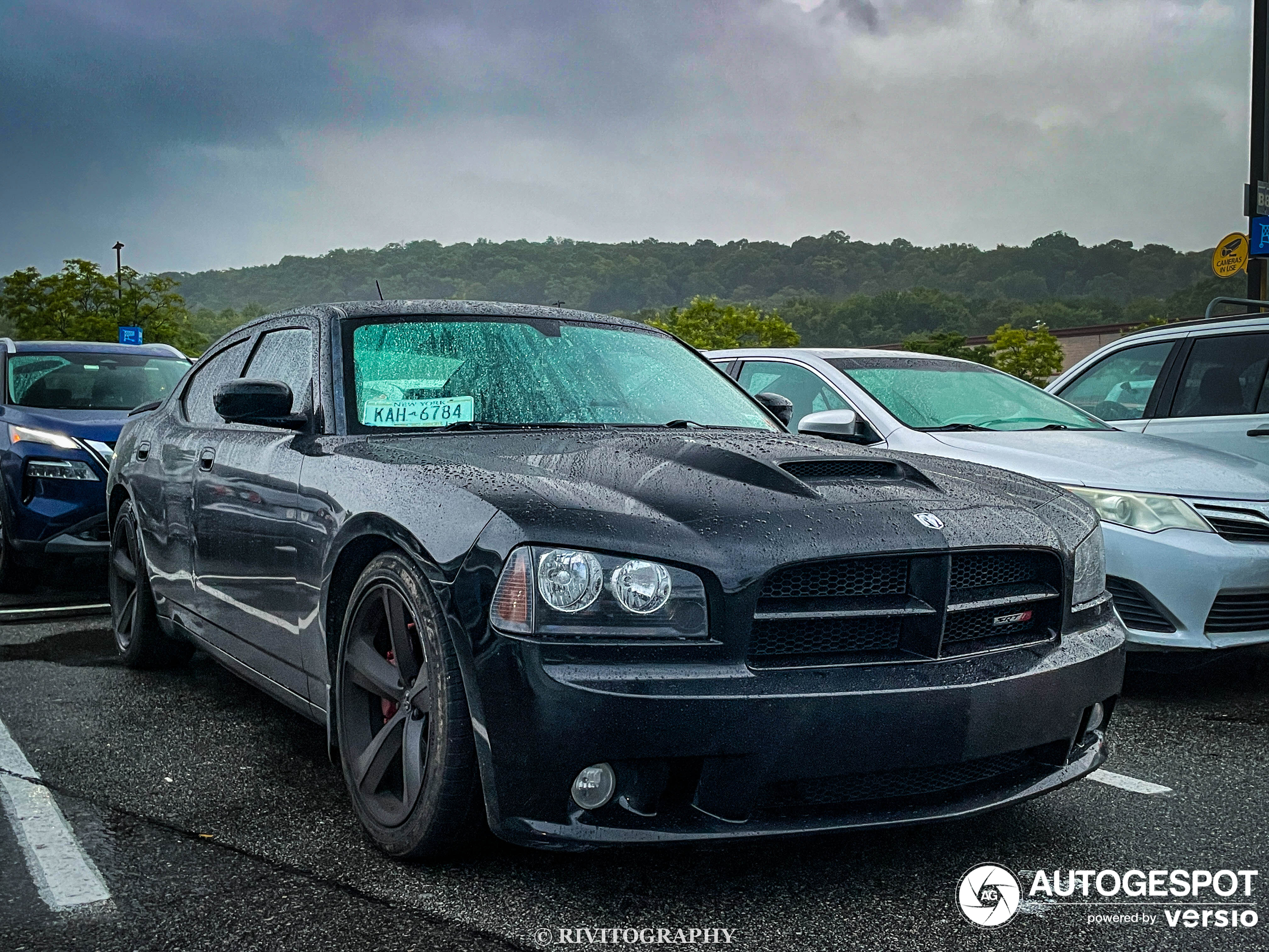 Dodge Charger SRT-8