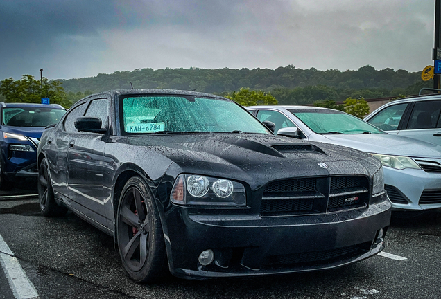 Dodge Charger SRT-8