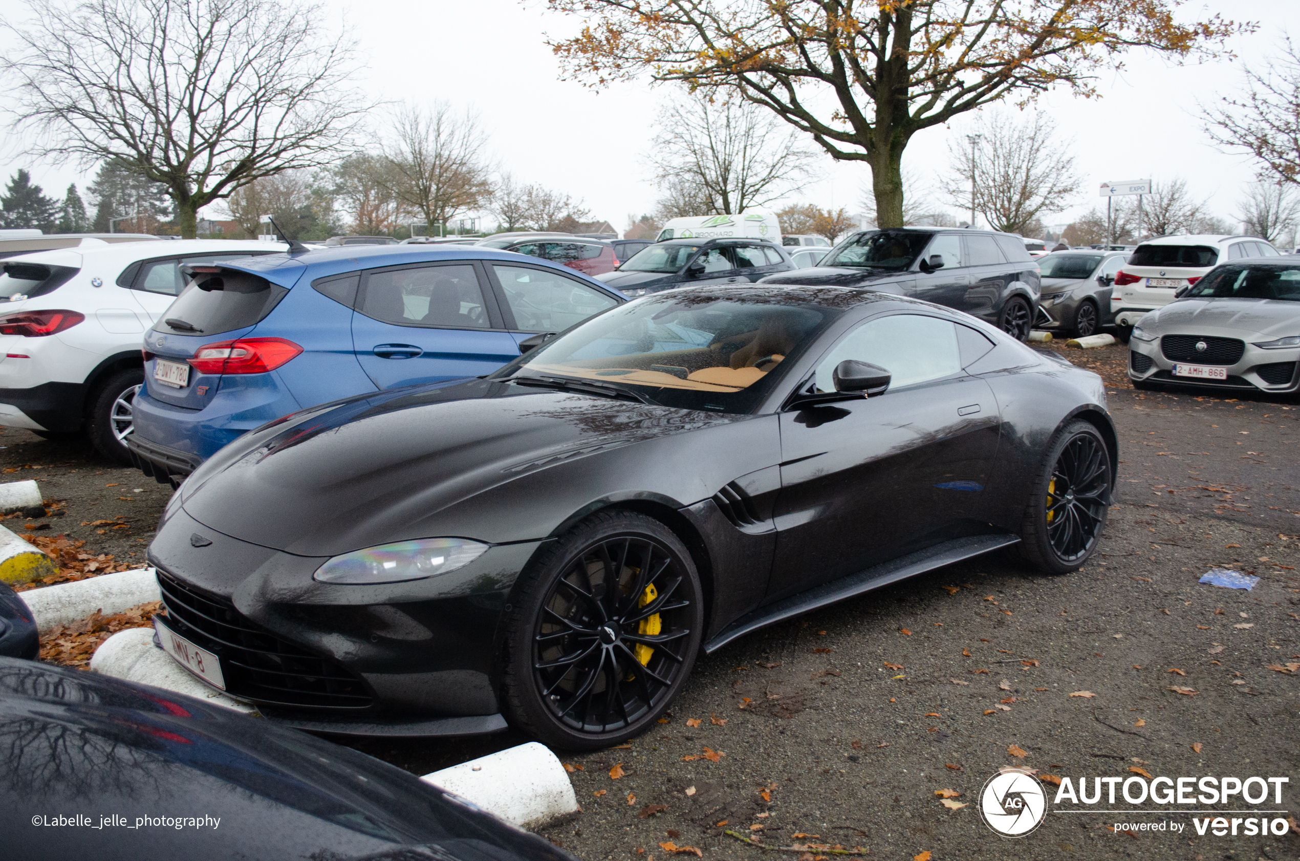 Aston Martin V8 Vantage 2018