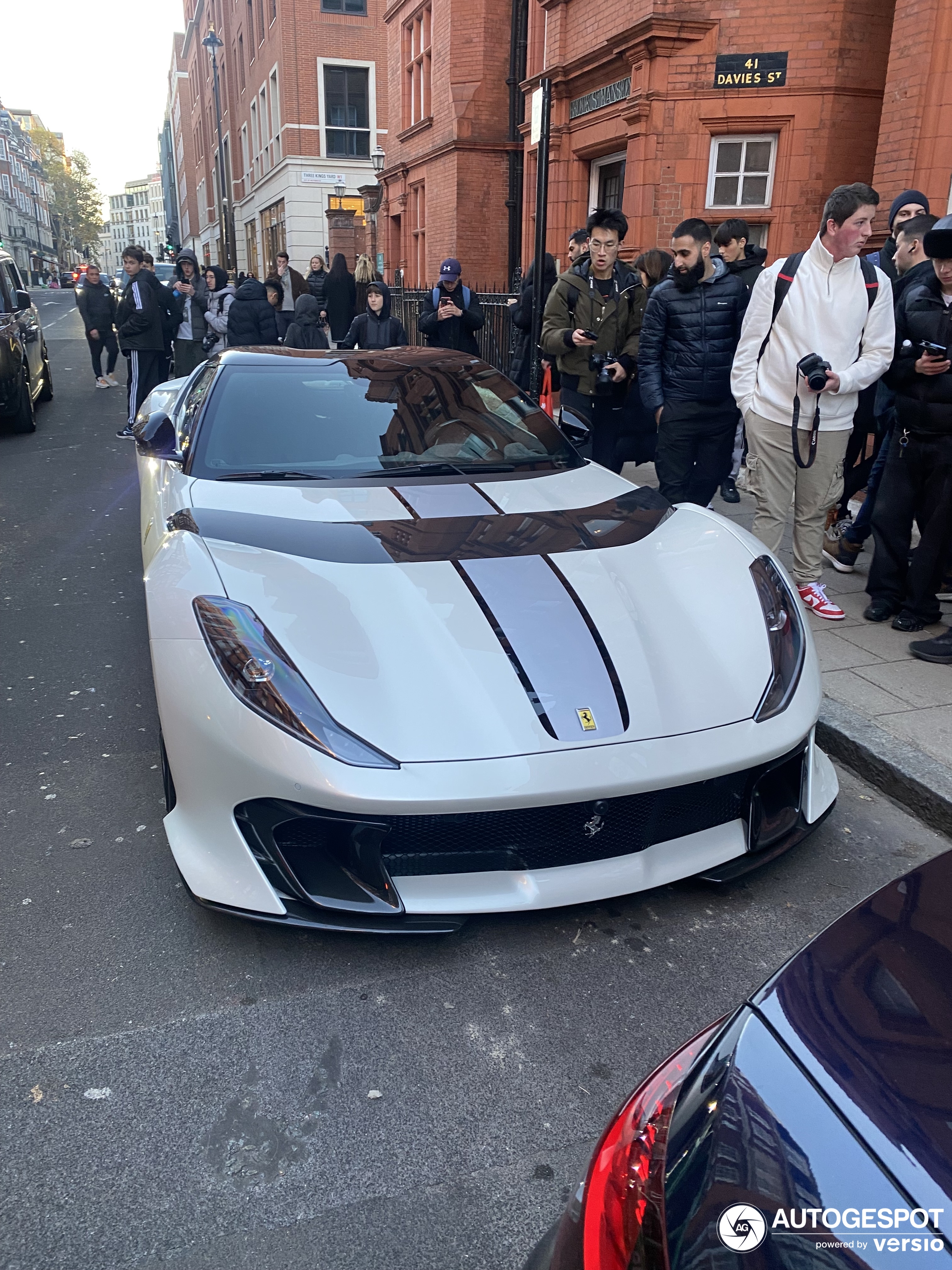 Ferrari 812 Competizione A