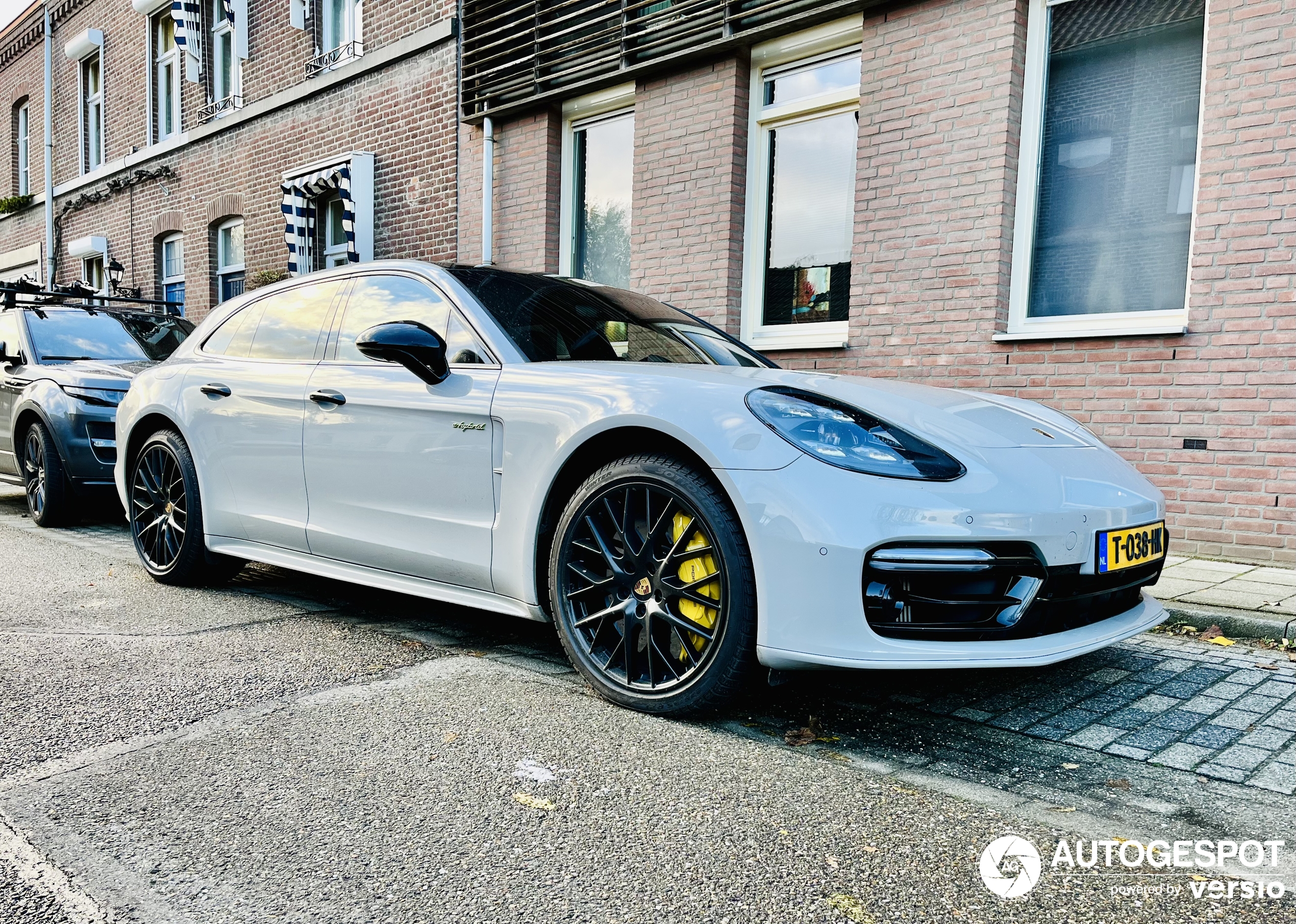 Porsche 971 Panamera Turbo S E-Hybrid