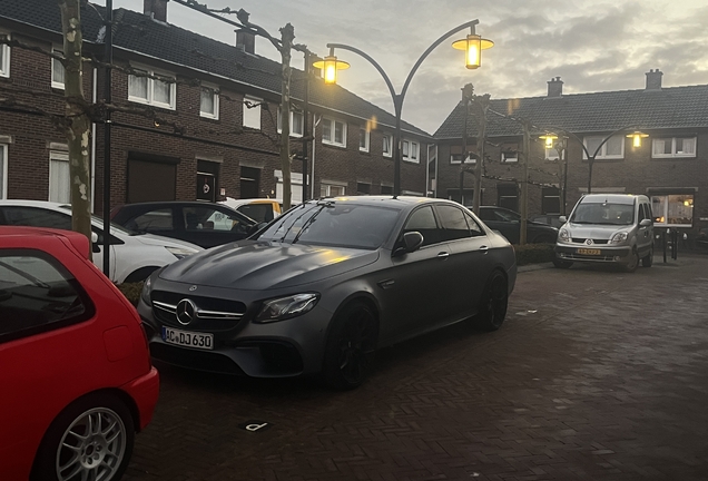 Mercedes-AMG E 63 S W213