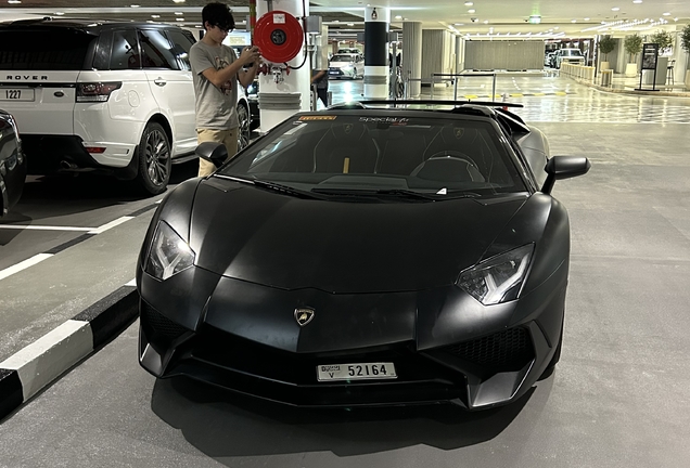 Lamborghini Aventador LP750-4 SuperVeloce Roadster