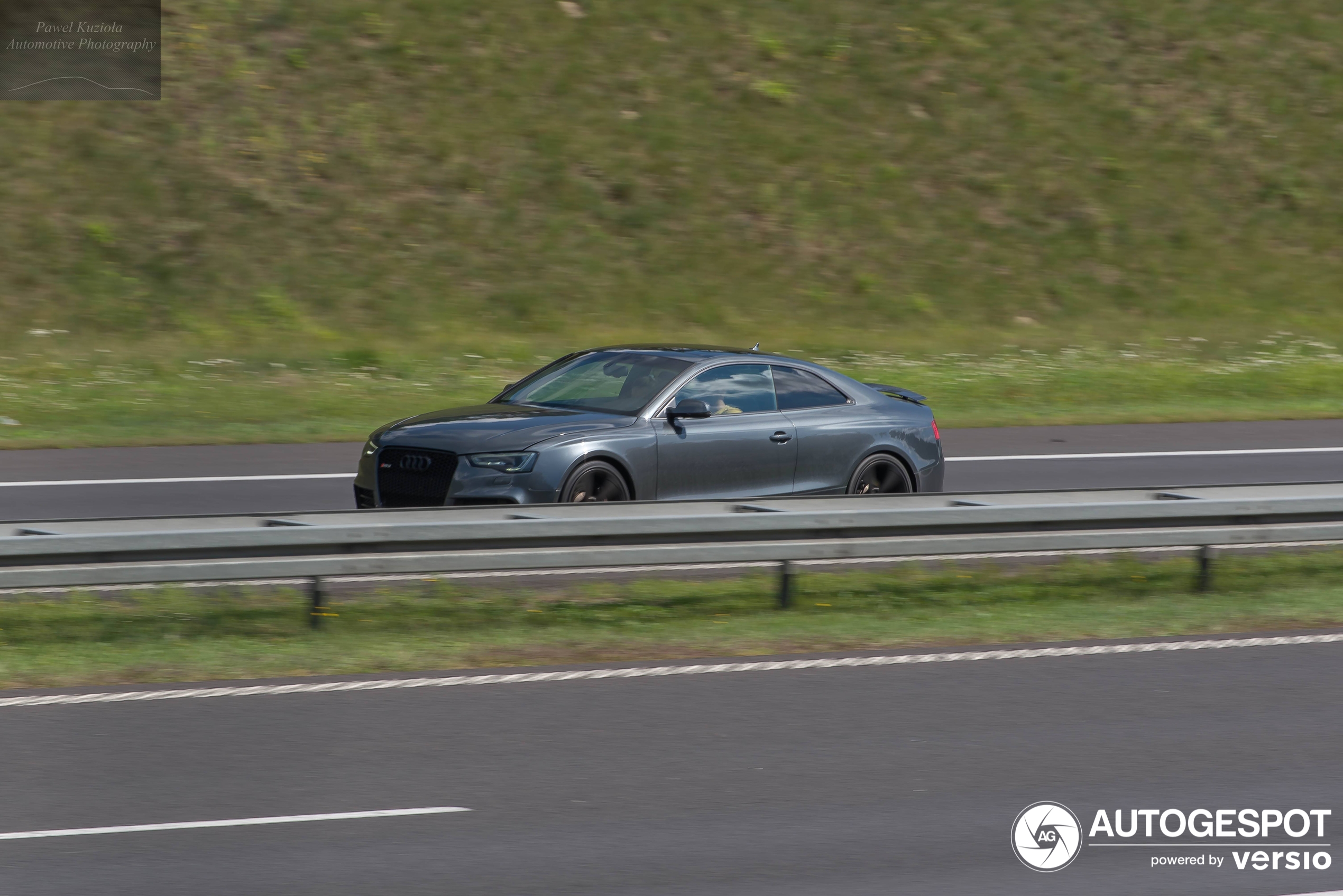 Audi RS5 B8 2012