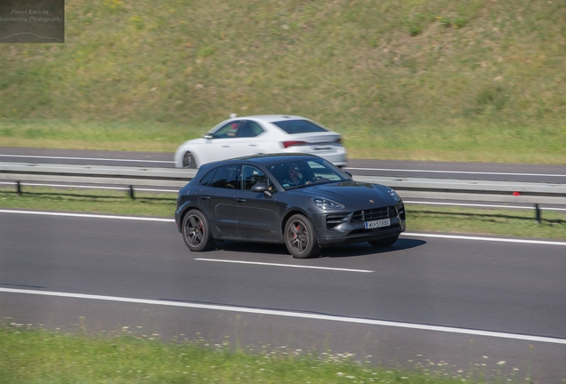 Porsche 95B Macan GTS MkII