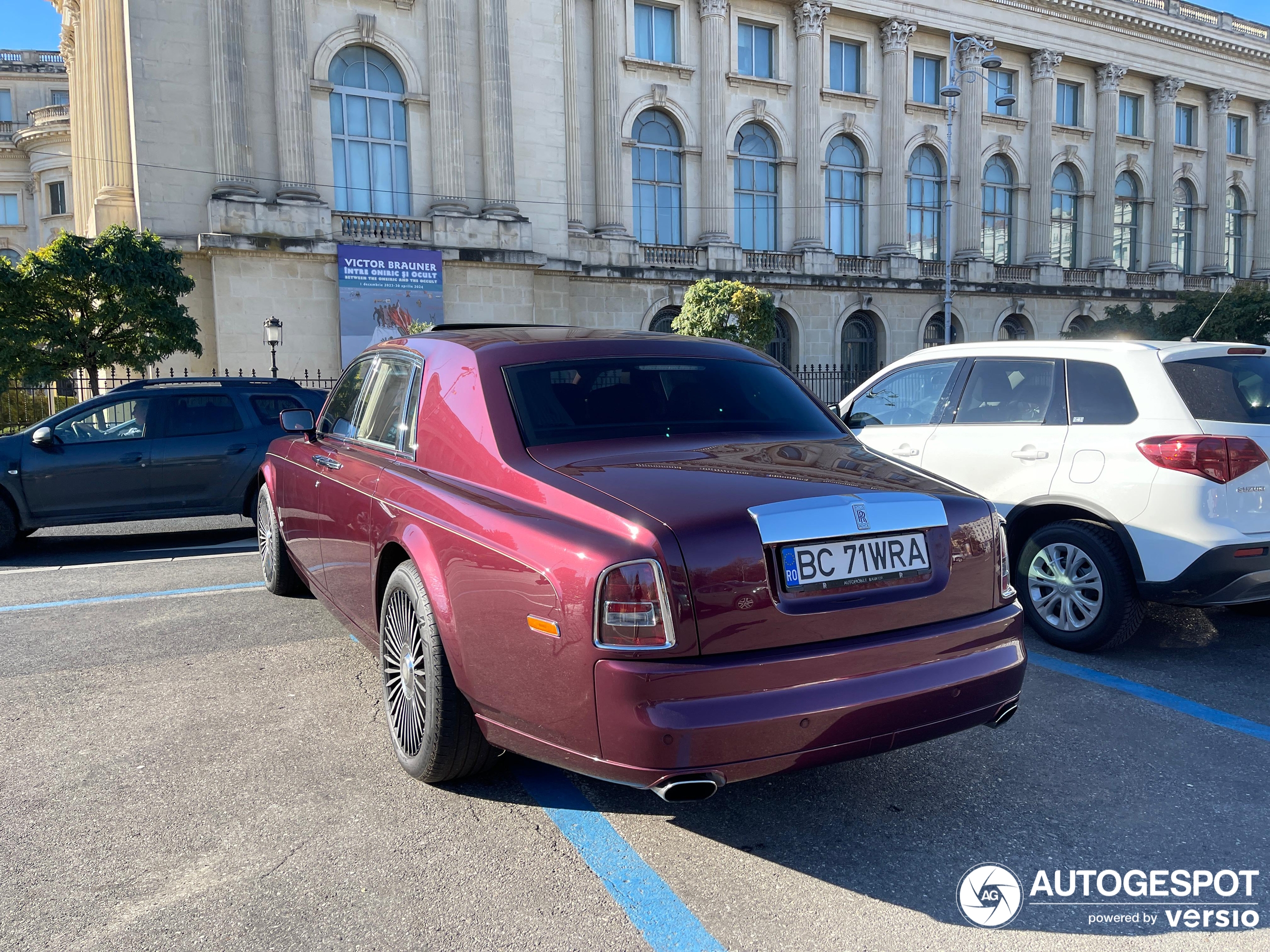 Rolls-Royce Phantom EWB