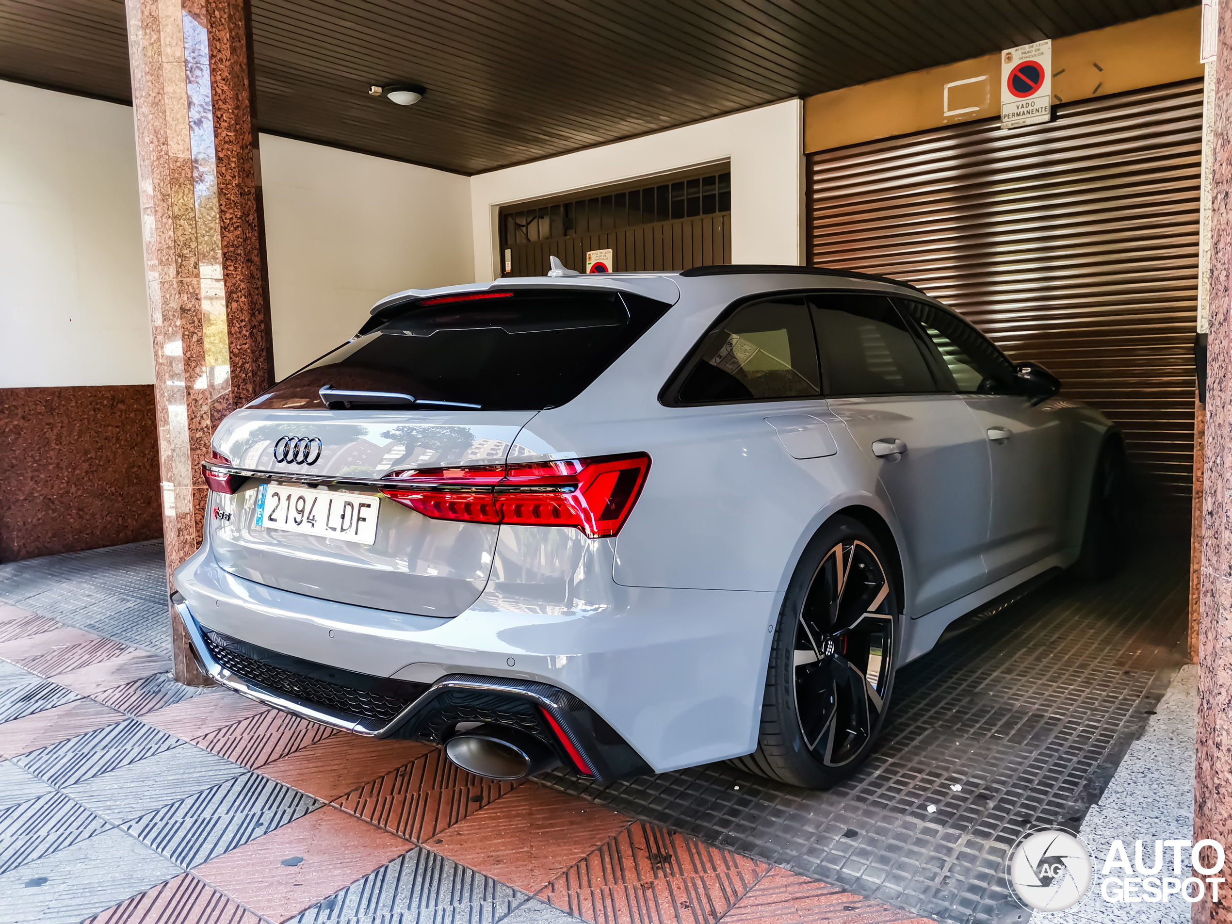 Audi RS6 Avant C8