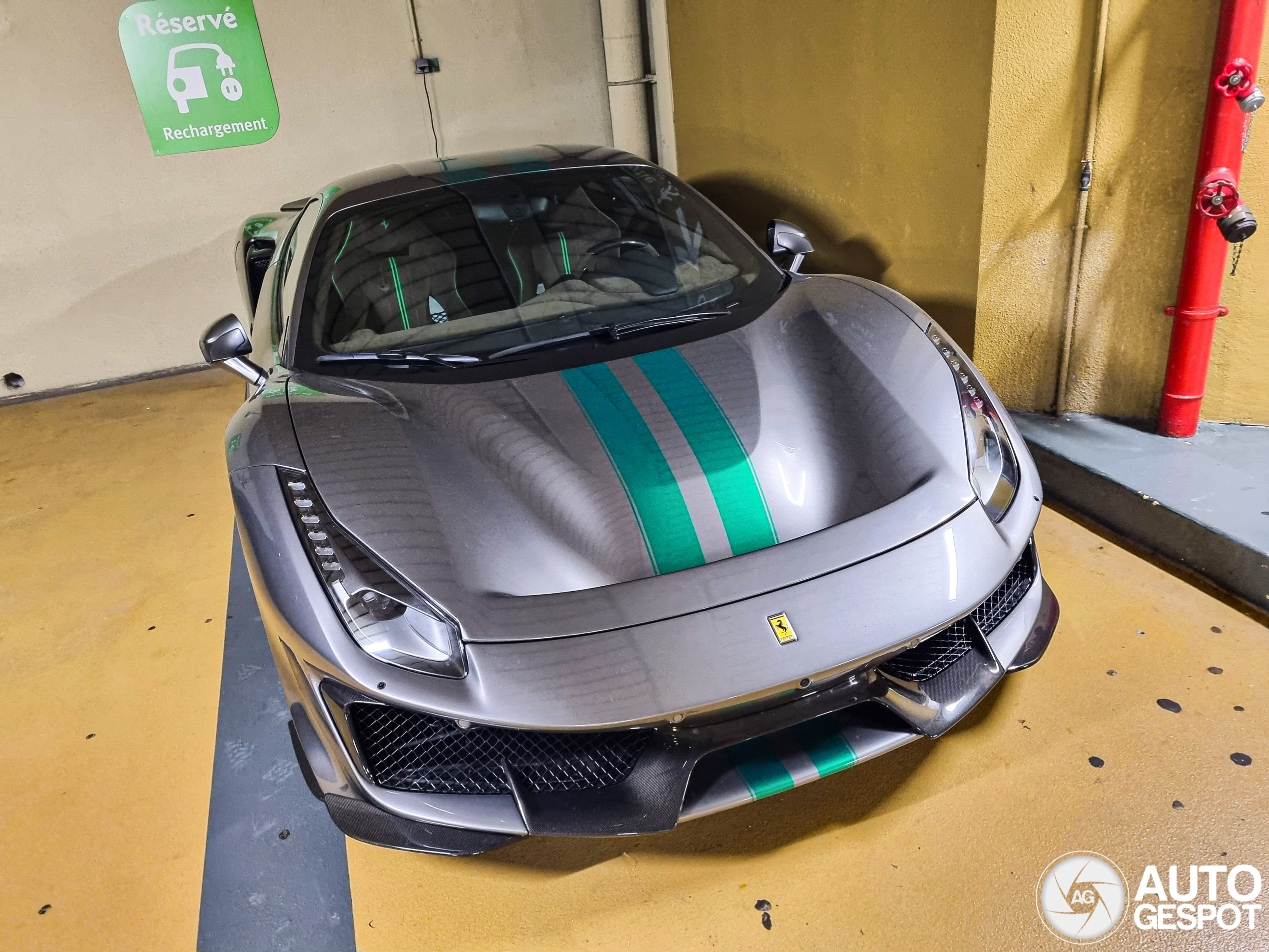 Ferrari 488 Pista